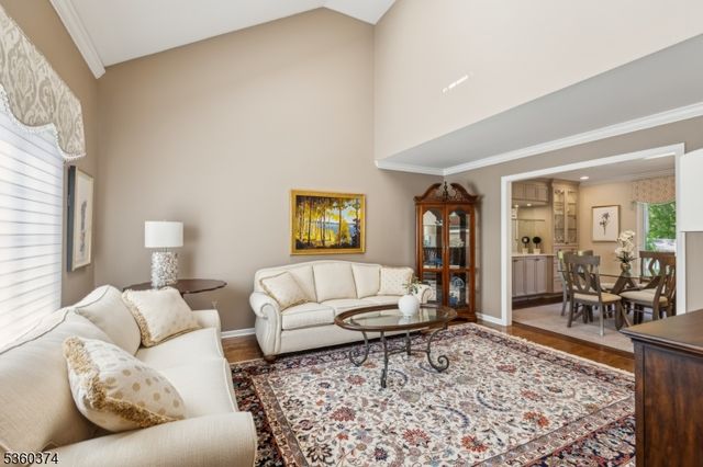 17 Steeple Chase Ct, Bedminster Twp., NJ 07921