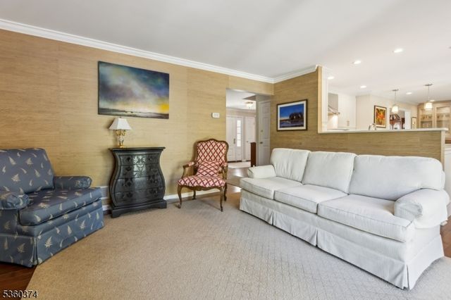 17 Steeple Chase Ct, Bedminster Twp., NJ 07921