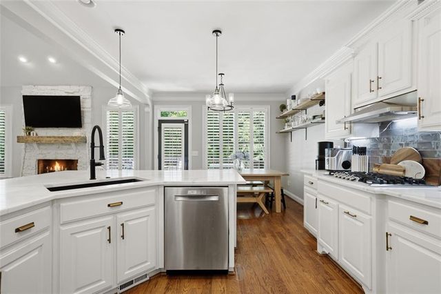 124 Carney Drive, Ball Ground, GA 30107