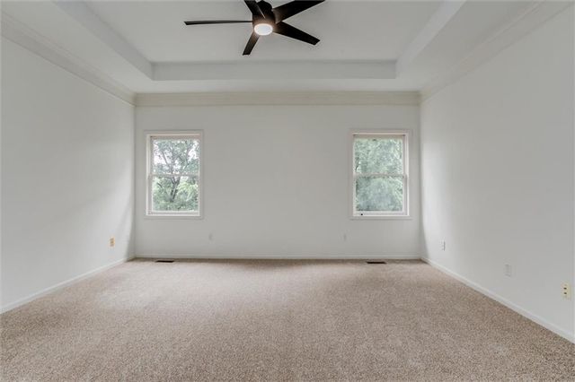 6001 Hallet Street, Shawnee, KS 66216