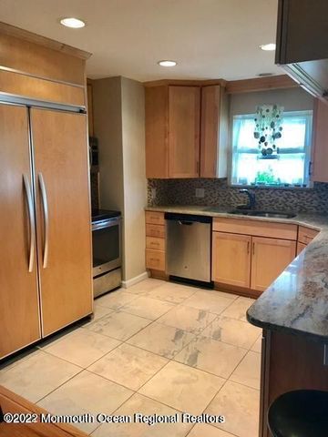 159 Wharfside Drive, Monmouth Beach, NJ 07750
