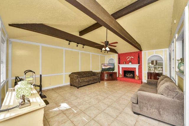 12203 Wrenthorpe Drive, Houston, TX 77031