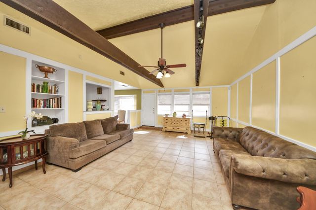 12203 Wrenthorpe Drive, Houston, TX 77031