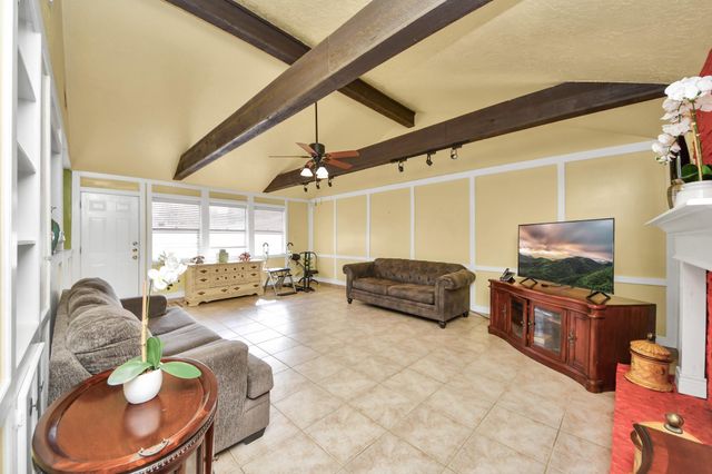 12203 Wrenthorpe Drive, Houston, TX 77031