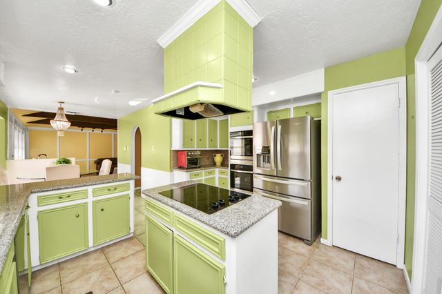 12203 Wrenthorpe Drive, Houston, TX 77031