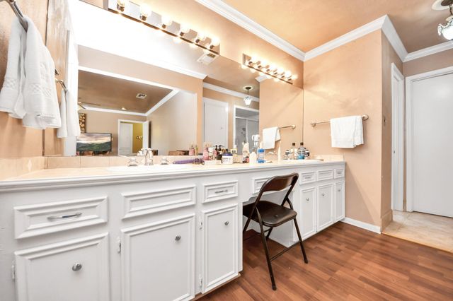 12203 Wrenthorpe Drive, Houston, TX 77031