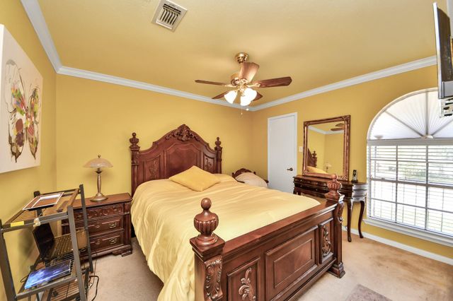 12203 Wrenthorpe Drive, Houston, TX 77031