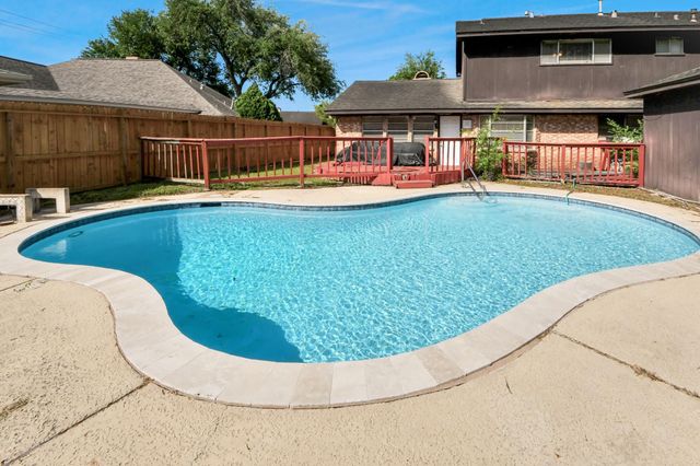 12203 Wrenthorpe Drive, Houston, TX 77031