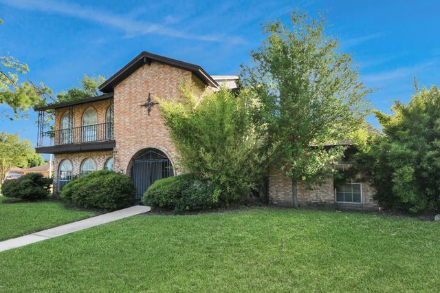 12203 Wrenthorpe Drive, Houston, TX 77031