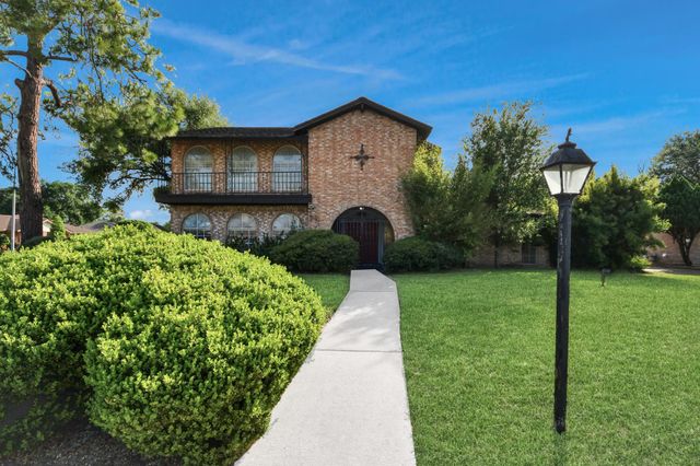 12203 Wrenthorpe Drive, Houston, TX 77031