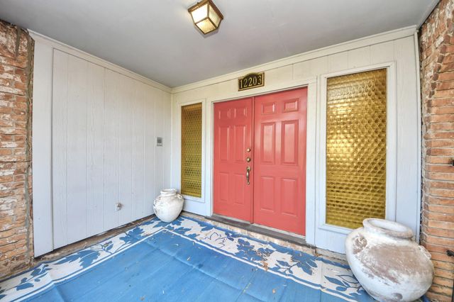 12203 Wrenthorpe Drive, Houston, TX 77031