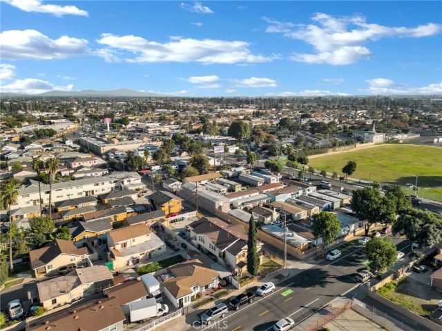 7114 el Selinda Ave, Bell Gardens, CA 90201