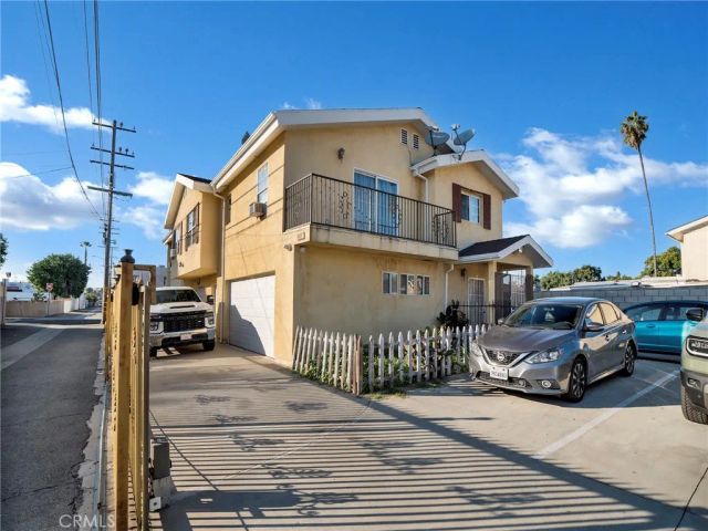 7114 el Selinda Ave, Bell Gardens, CA 90201