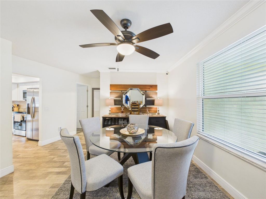 Image 20 of property listing at 16004 EAGLE RIVER WAY, Tampa, FL 33624