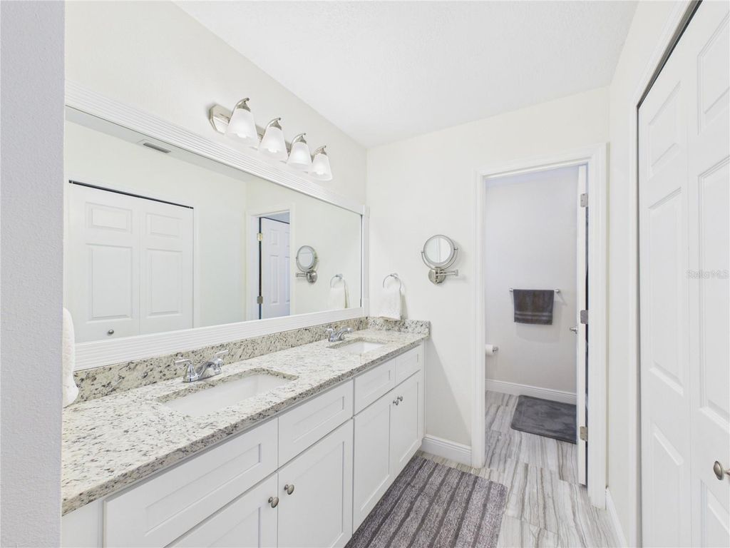Image 26 of property listing at 16004 EAGLE RIVER WAY, Tampa, FL 33624