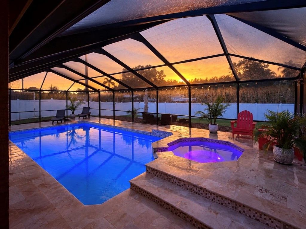 Image 38 of property listing at 16004 EAGLE RIVER WAY, Tampa, FL 33624