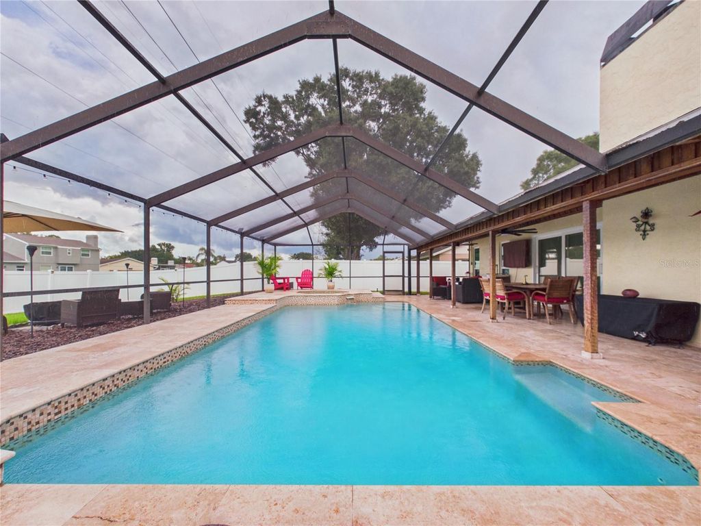 Image 40 of property listing at 16004 EAGLE RIVER WAY, Tampa, FL 33624
