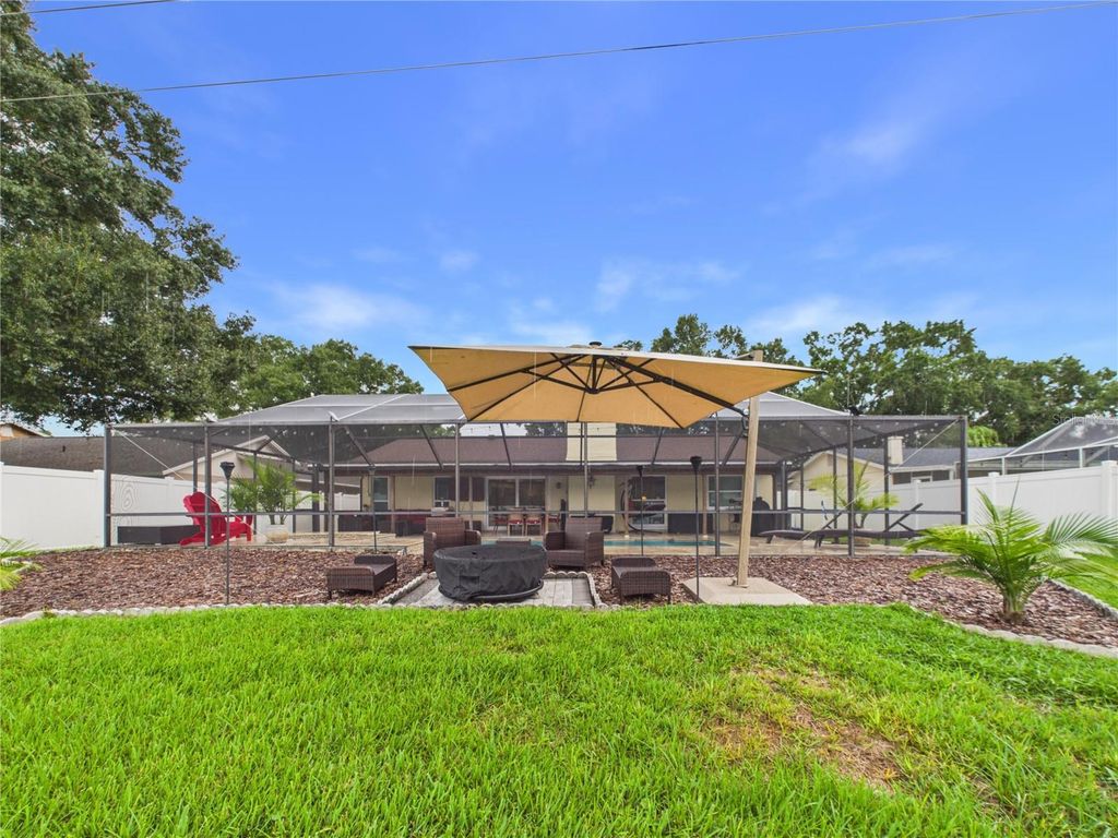 Image 43 of property listing at 16004 EAGLE RIVER WAY, Tampa, FL 33624