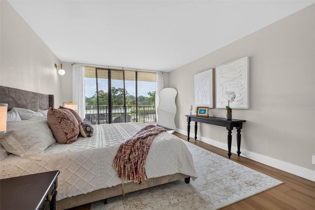 100 OAKMONT LANE 204, Belleair, FL 33756