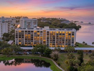100 OAKMONT LANE 204, Belleair, FL 33756