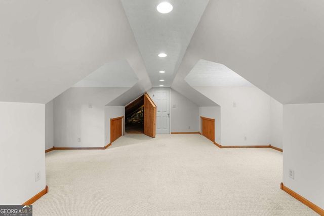 9 W Coquena Circle, Savannah, GA 31410