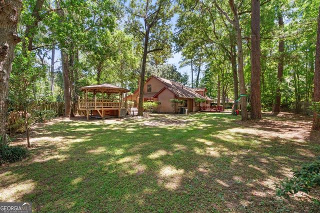 9 W Coquena Circle, Savannah, GA 31410