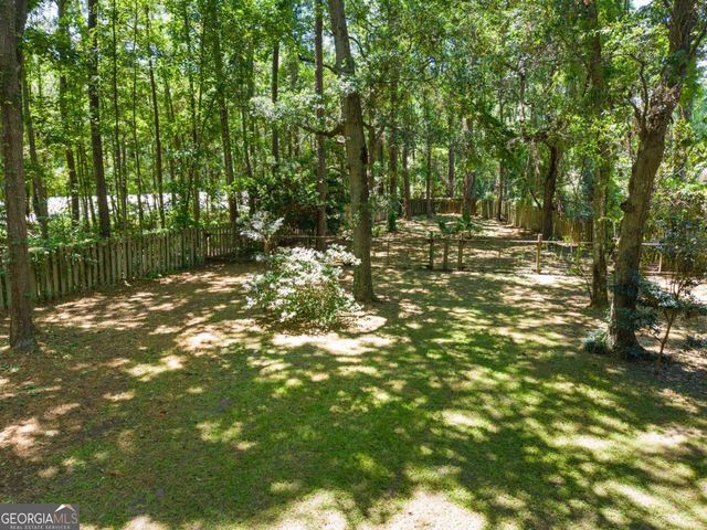 9 W Coquena Circle, Savannah, GA 31410