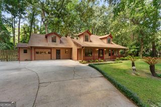 9 W Coquena Circle, Savannah, GA 31410
