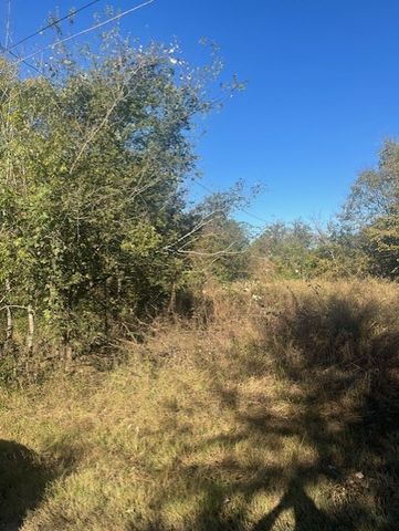 23 County Rd 316C, Terrell, TX 75161