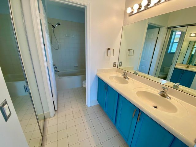 3261 Scarletta Drive, Riviera Beach, FL 33404