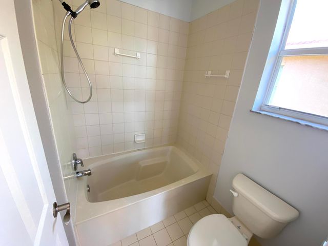 3261 Scarletta Drive, Riviera Beach, FL 33404