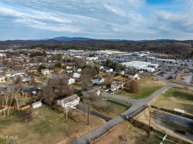 134 Tucker Lane, Johnson City, TN 37601