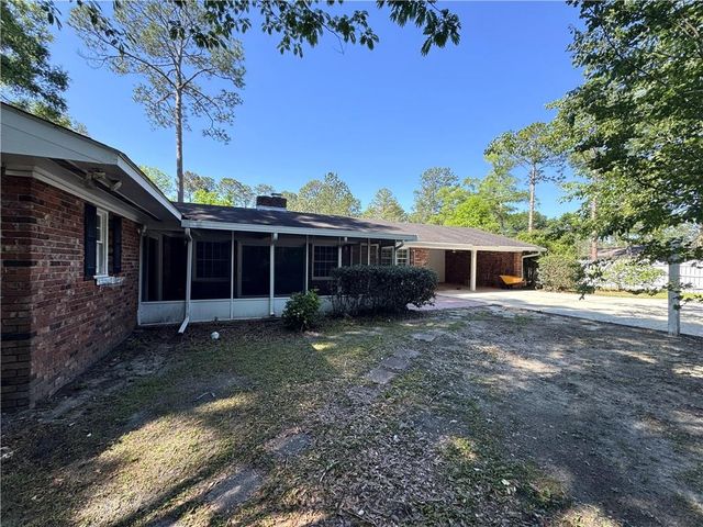 211 Harrington Street, Jesup, GA 31546