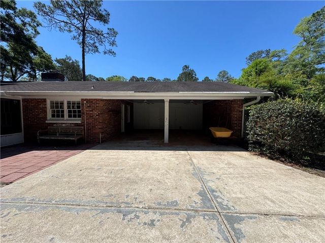 211 Harrington Street, Jesup, GA 31546