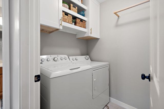 23121 Iris Court, Rogers, MN 55374