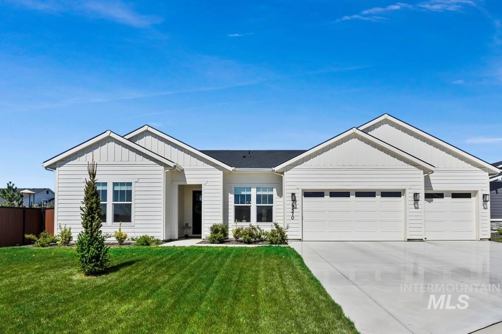 9570 W Summit Peak Dr, Star, ID 83669