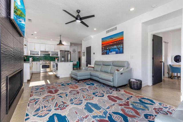 55 East Street, Buckeye Lake, OH 43008