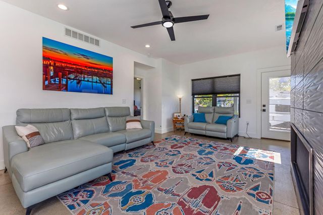 55 East Street, Buckeye Lake, OH 43008