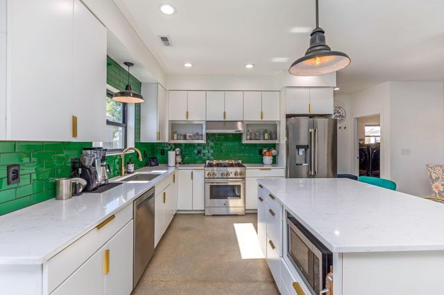 55 East Street, Buckeye Lake, OH 43008