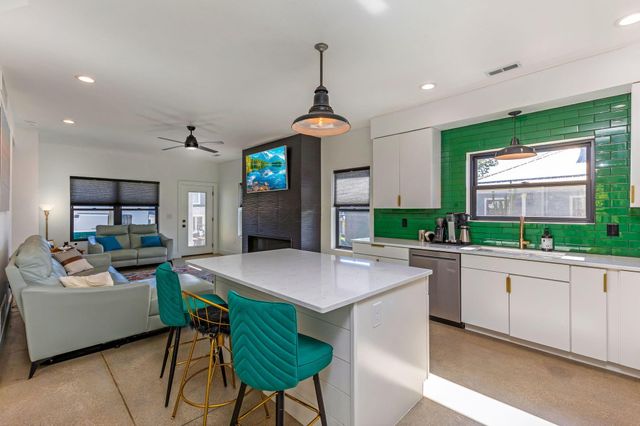 55 East Street, Buckeye Lake, OH 43008