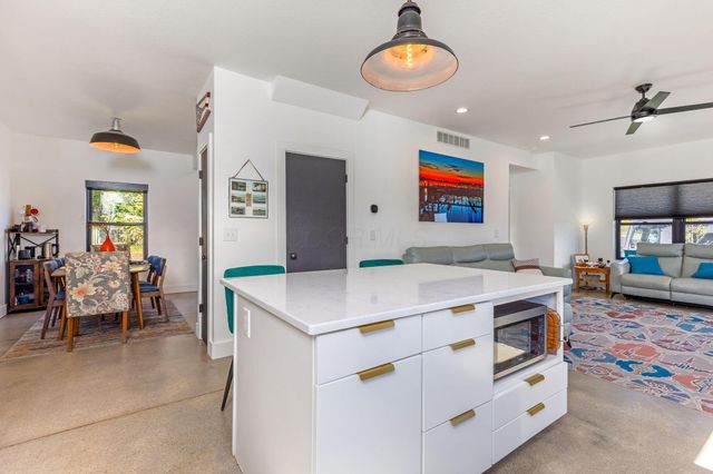 55 East Street, Buckeye Lake, OH 43008