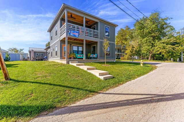 55 East Street, Buckeye Lake, OH 43008