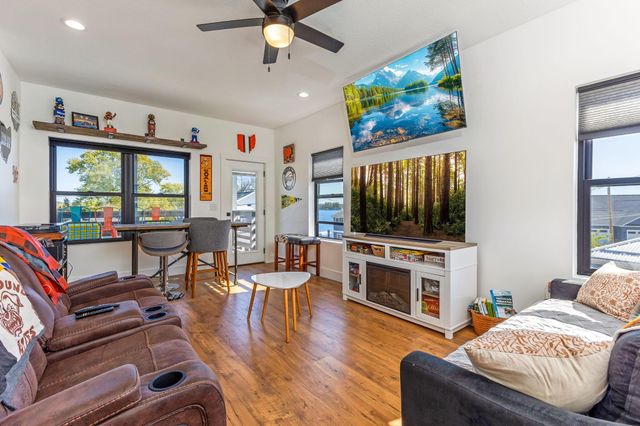 55 East Street, Buckeye Lake, OH 43008