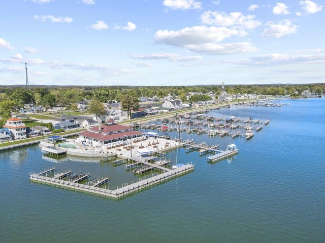 55 East Street, Buckeye Lake, OH 43008