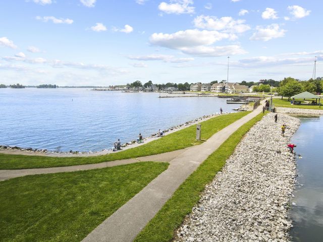 55 East Street, Buckeye Lake, OH 43008