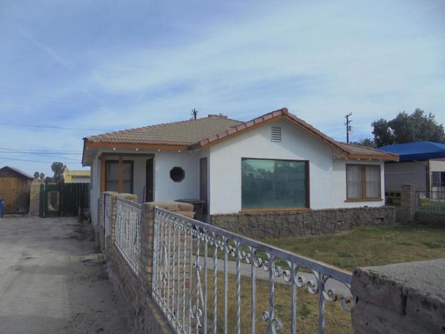 318 N Carlton Avenue, Blythe, CA 92225