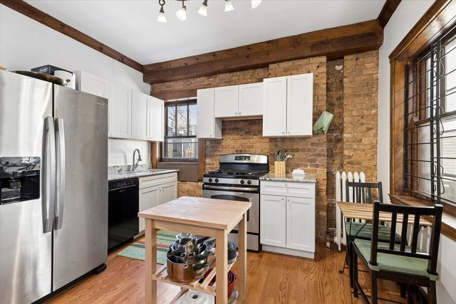1212 W North Shore Avenue 3W, Chicago, IL 60626