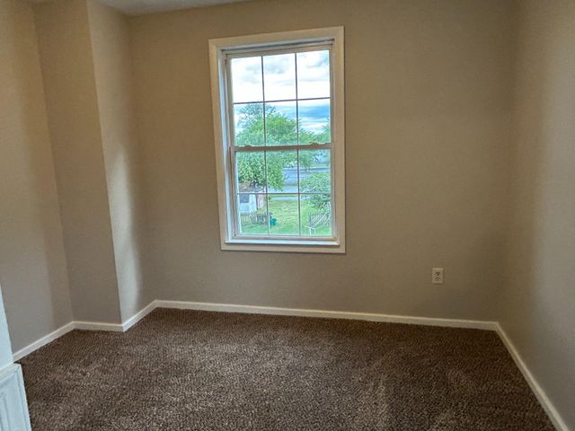 934 W MAIN ST, Mount Joy, PA 17552
