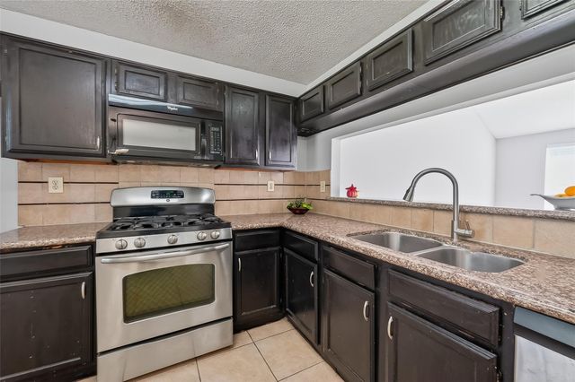 4402 Misty Mill Drive, Sugar Land, TX 77479