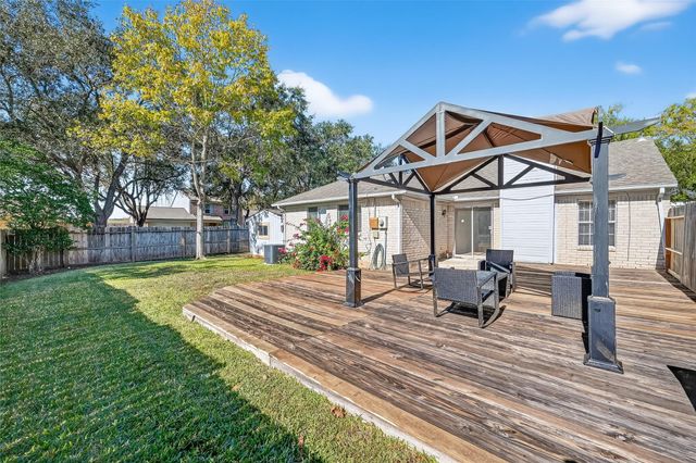 4402 Misty Mill Drive, Sugar Land, TX 77479